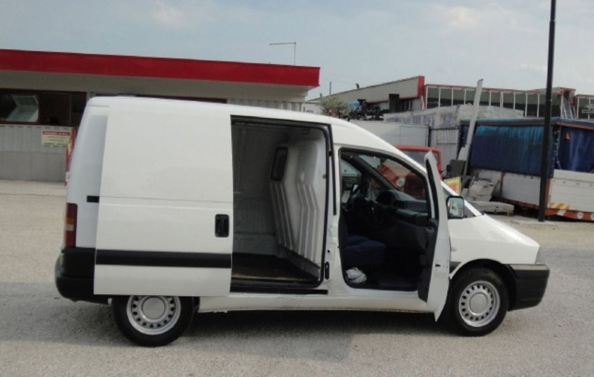 Fiat Scudo Furgone 2.0 JTD (109 CV) Furg.Vtr.EL (3)