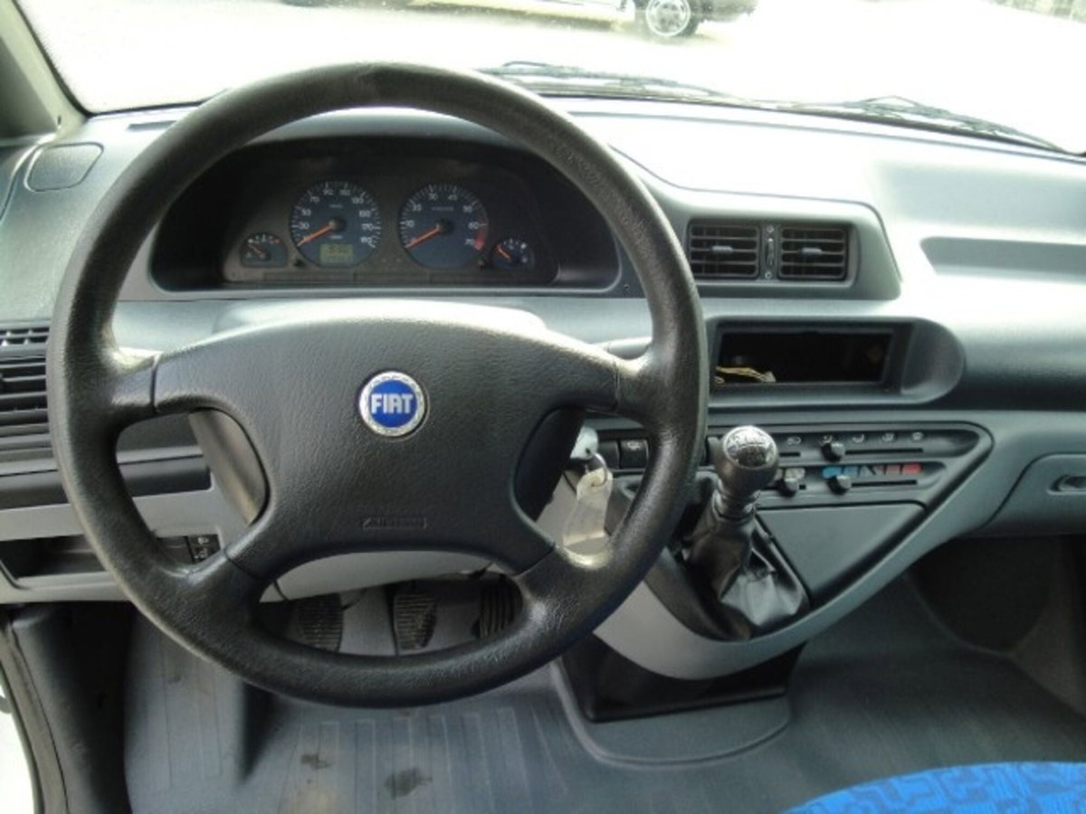 Fiat Scudo Furgone 2.0 JTD (109 CV) Furg.Vtr.EL (6)