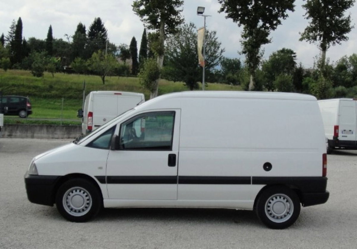 Fiat Scudo Furgone 2.0 JTD (109 CV) Furg.Vtr.EL (9)