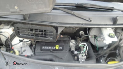 Renault Trafic Furgone 1.9 dCi/100 PC-TN Pass.Authent (12)