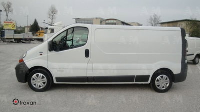 Renault Trafic Furgone 1.9 dCi/100 PC-TN Pass.Authent (3)