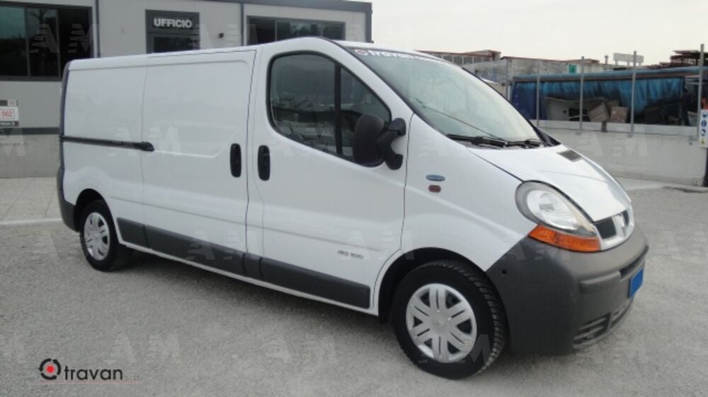 Renault Trafic Furgone 1.9 dCi/100 PC-TN Pass.Authent (4)
