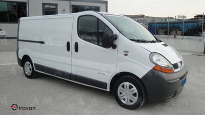 Renault Trafic Furgone 1.9 dCi/100 PC-TN Pass.Authent (4)