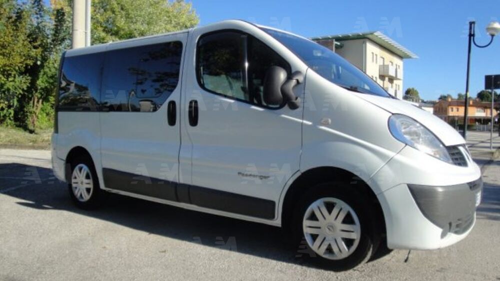 Renault Trafic Furgone T27 2.0 dCi/115 PC-TN Passenger Comfort N1 (2)