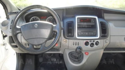 Renault Trafic Furgone T27 2.0 dCi/115 PC-TN Passenger Comfort N1 (9)