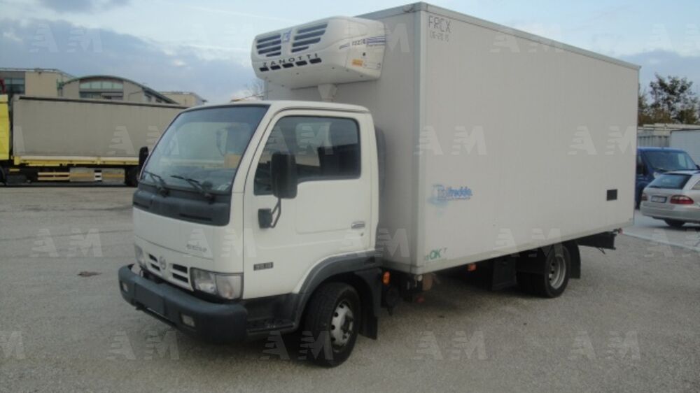 Nissan Cabstar 35.13 2.5 TDI 130CV PL-DC-RG Cabinato Comfort