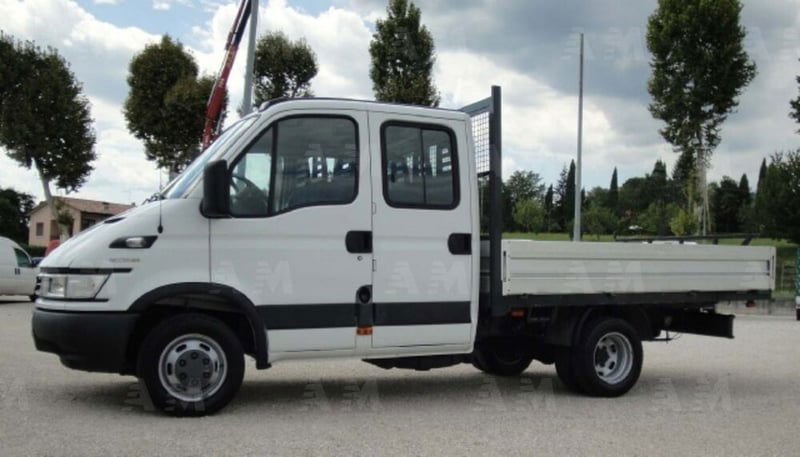 Iveco Daily Telaio 35C10 2.3 Hpi PM-RG Cabinato