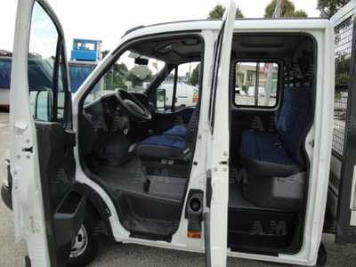 Iveco Daily Telaio 35C10 2.3 Hpi PM-RG Cabinato (6)