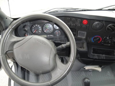Iveco Daily Telaio 35C10 2.3 Hpi PM-RG Cabinato (8)