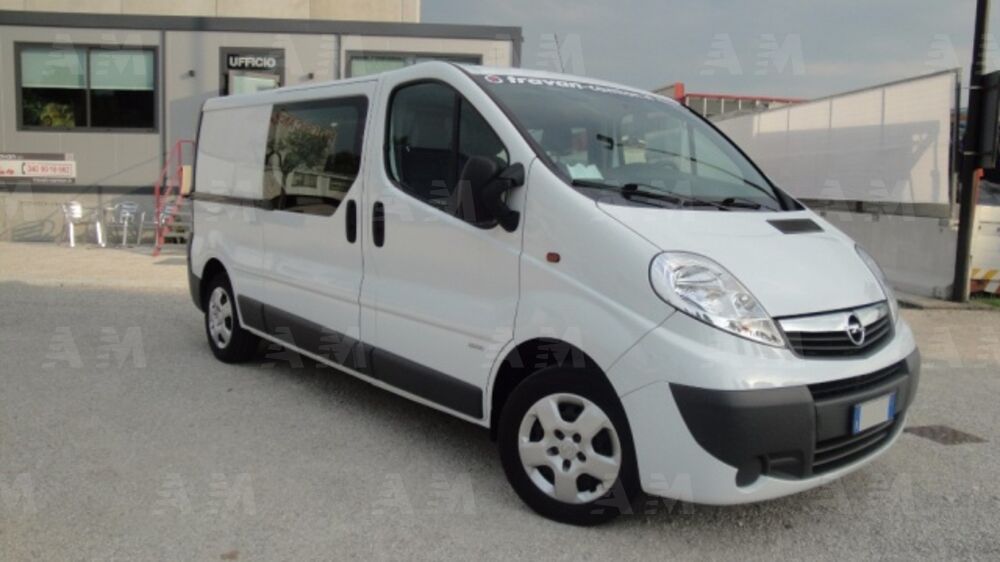 Opel Vivaro Furgone 29 2.0 CDTI 120CV PL-TN Combi 9 posti (3)