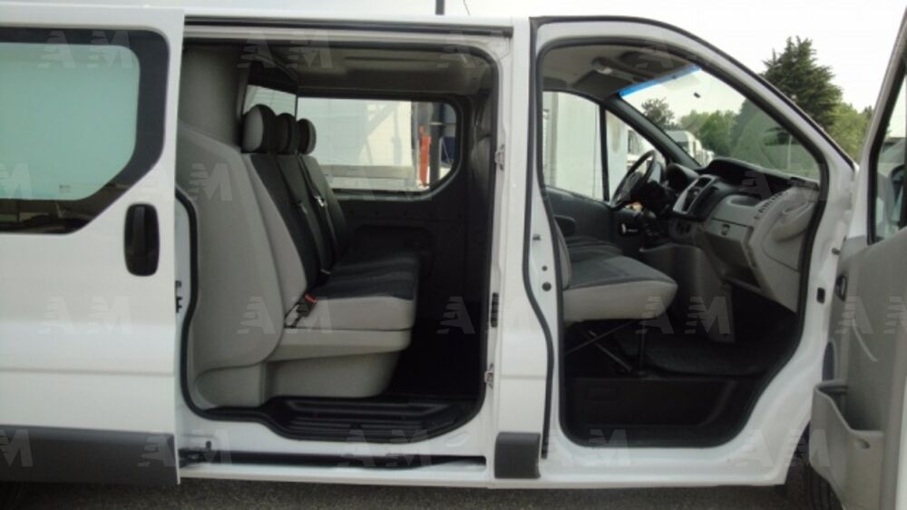Opel Vivaro Furgone 29 2.0 CDTI 120CV PL-TN Combi 9 posti (5)