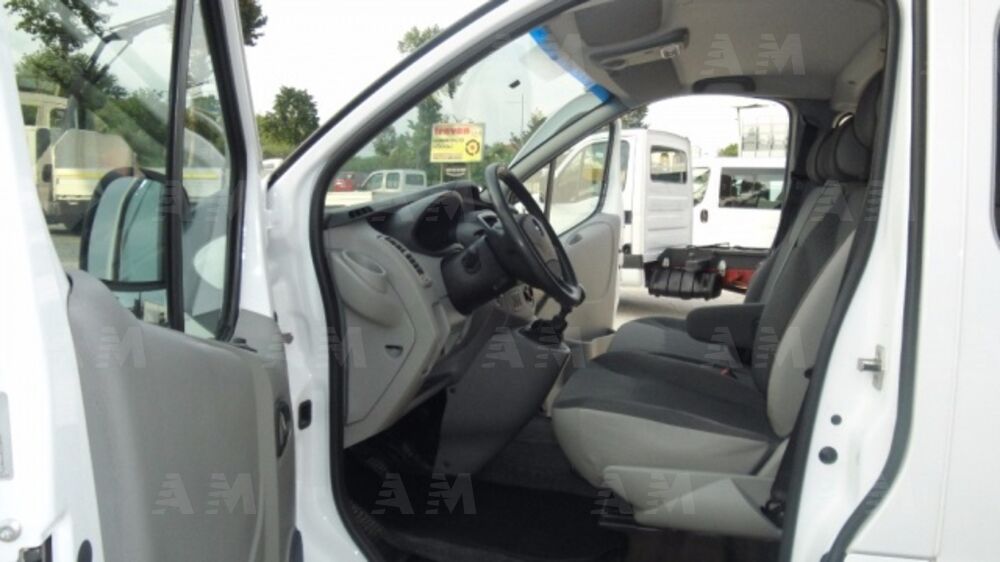 Opel Vivaro Furgone 29 2.0 CDTI 120CV PL-TN Combi 9 posti (6)