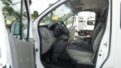 Opel Vivaro Furgone 29 2.0 CDTI 120CV PL-TN Combi 9 posti (6)