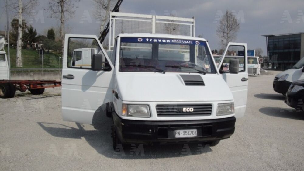 Iveco Daily Telaio 35.8 2.5 Diesel PM Cabinato Basic (12)