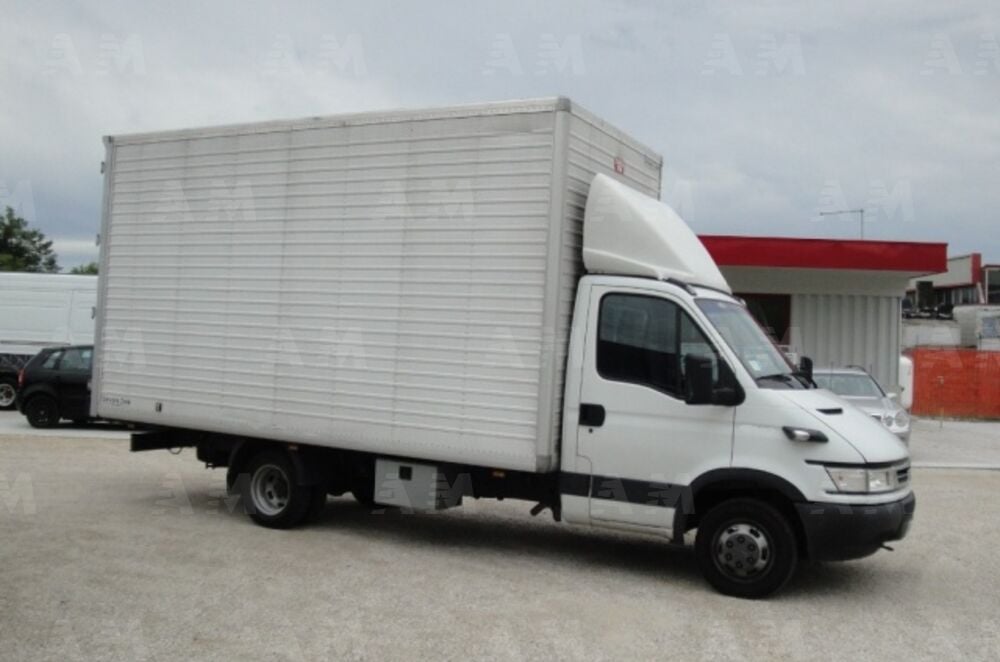 Iveco Daily Telaio 35C17 3.0 HPT PL-RG Cabinato (2)