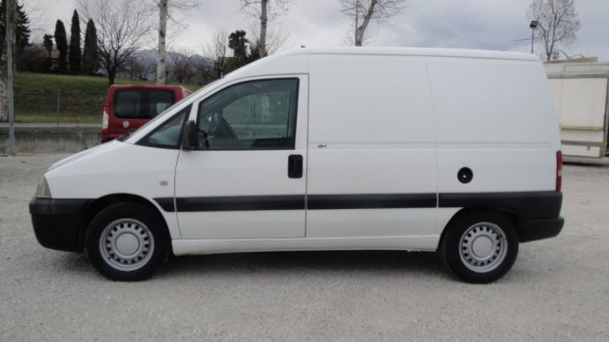 Fiat Scudo Furgone 2.0 JTD/94 Furgone SX 900kg (2)
