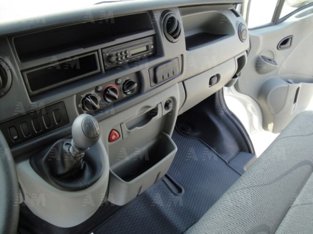 Renault Master Furgone T28/100 2.5 dCi PC-TN Combi Ice (9)