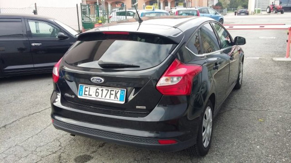 Ford Focus 1.0 EcoBoost 125 CV Start&Stop Titanium (2)