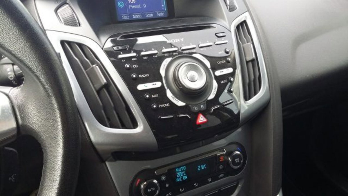 Ford Focus 1.0 EcoBoost 125 CV Start&Stop Titanium (6)