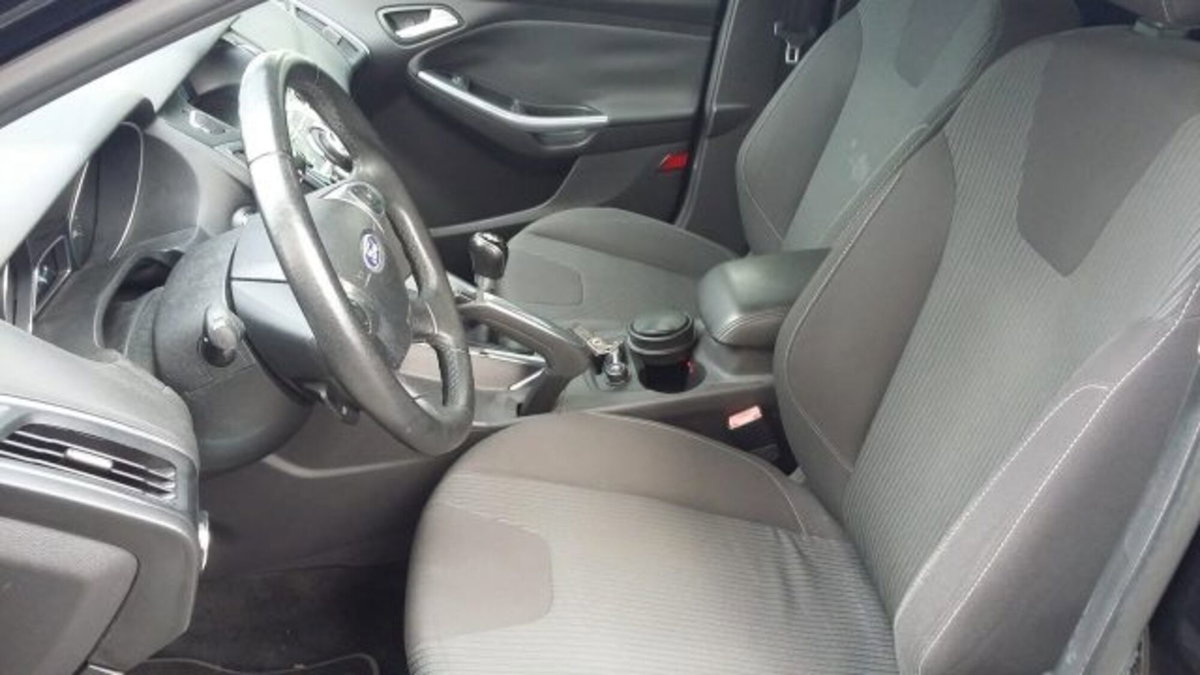 Ford Focus 1.0 EcoBoost 125 CV Start&Stop Titanium (9)