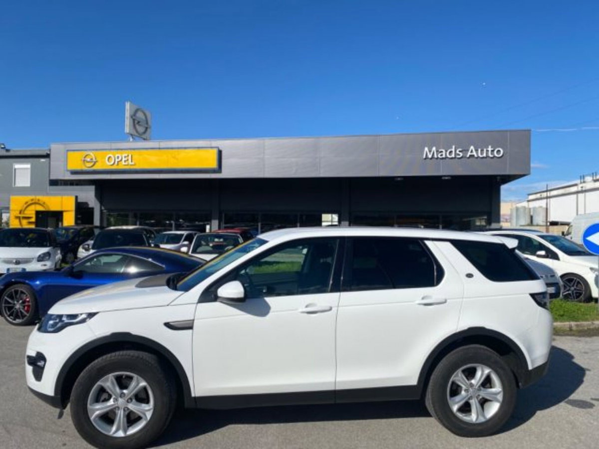 Land Rover Discovery Sport 2.0 TD4 180 CV Pure (4)