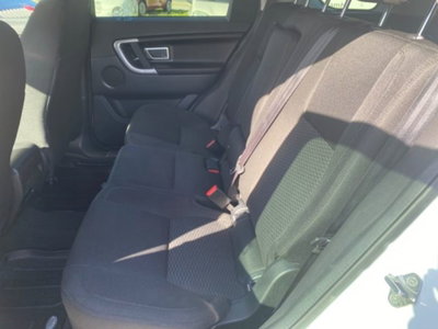 Land Rover Discovery Sport 2.0 TD4 180 CV Pure (8)