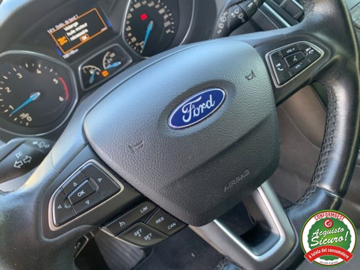 Ford Focus Station Wagon 1.6 TDCi 105 CV SW ECOnetic (9)