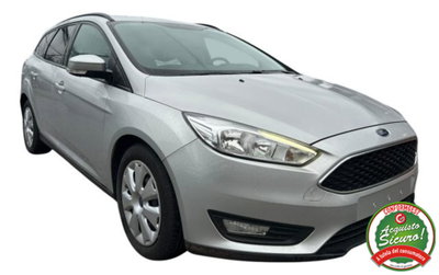 Ford Focus Station Wagon 1.6 TDCi 105 CV SW ECOnetic (2)