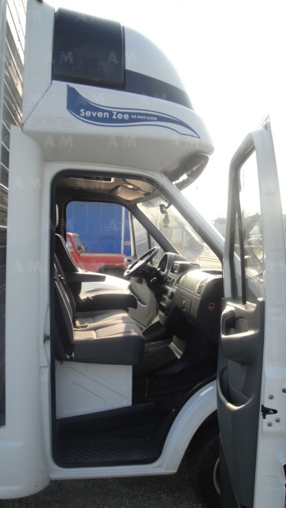 Mercedes-Benz Sprinter F35/35 416 CDI cat Furgone (7)
