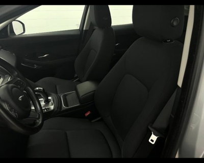 Jaguar E-Pace 2.0D 150 CV AWD (15)