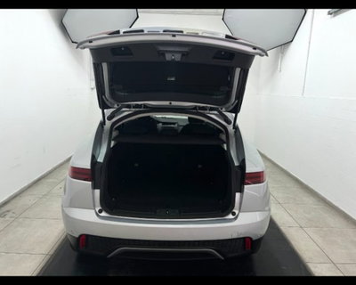 Jaguar E-Pace 2.0D 150 CV AWD (9)