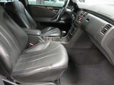 Mercedes-Benz Classe E 55 cat AMG (10)