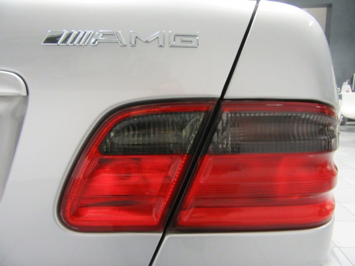 Mercedes-Benz Classe E 55 cat AMG (4)