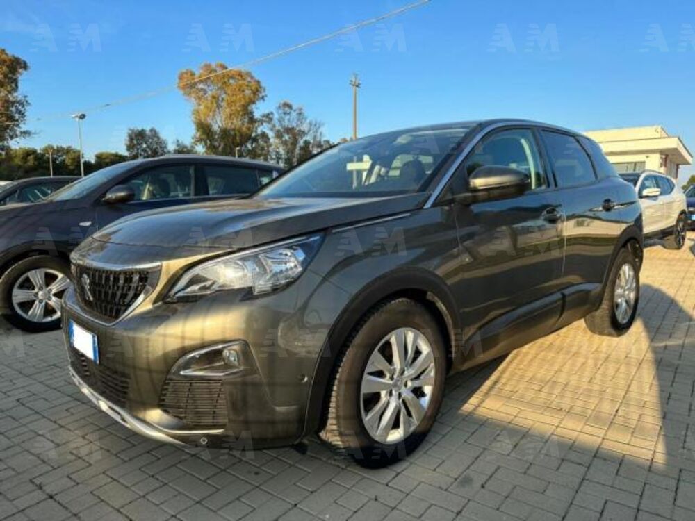 Peugeot 3008 BlueHDi 130 S&S EAT8 Business (2)
