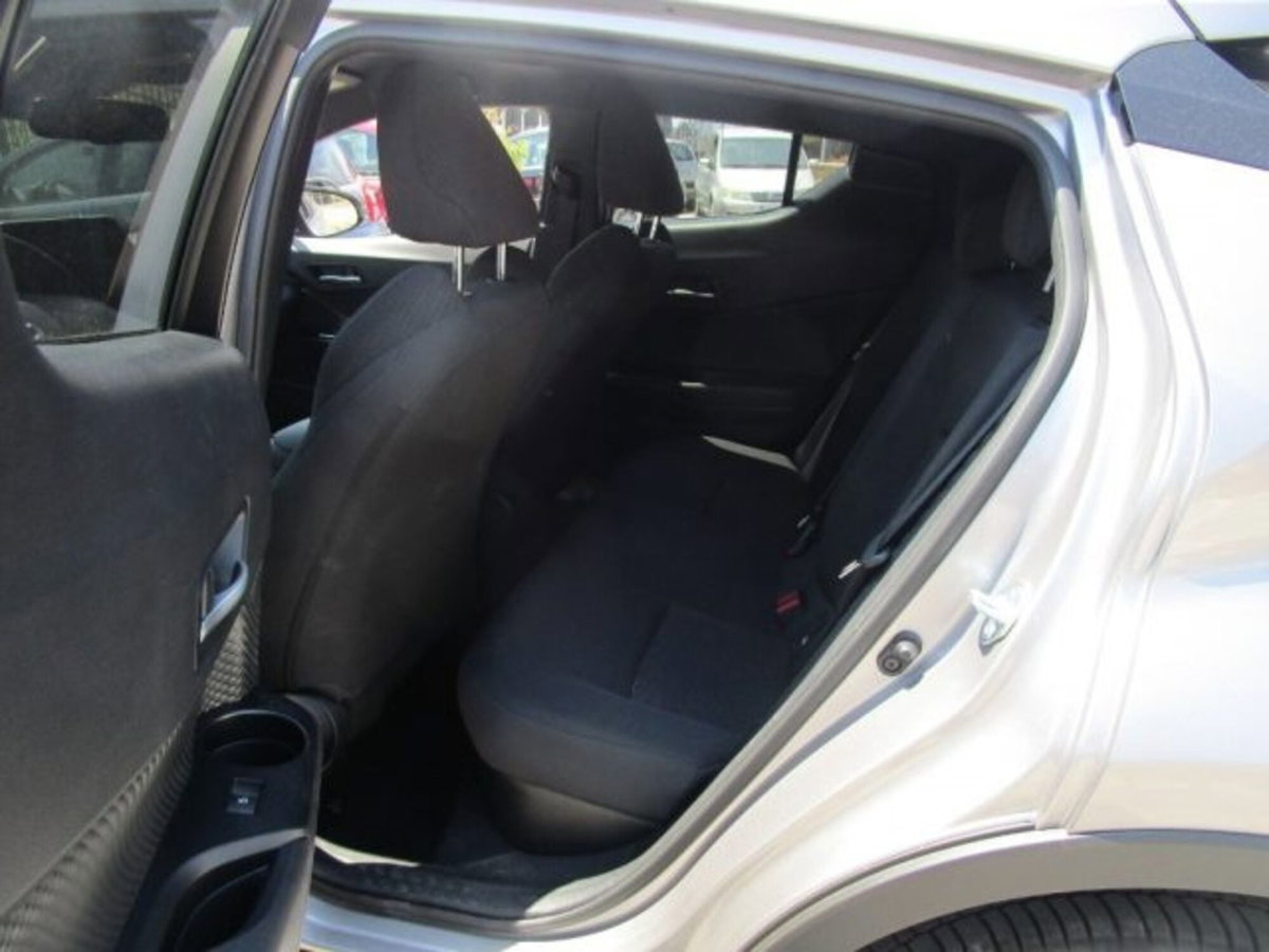 Toyota Toyota C-HR 1.8 Hybrid E-CVT Trend (4)