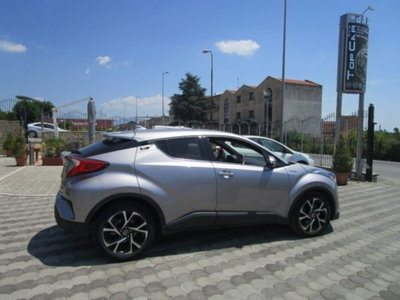 Toyota Toyota C-HR 1.8 Hybrid E-CVT Trend (2)