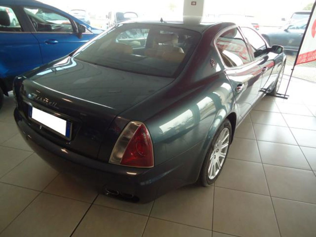 Maserati Quattroporte 4.2 V8 (4)