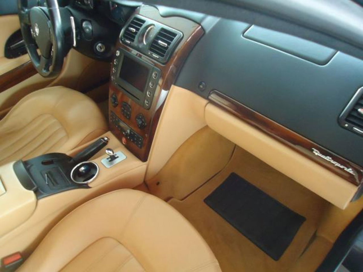 Maserati Quattroporte 4.2 V8 (7)
