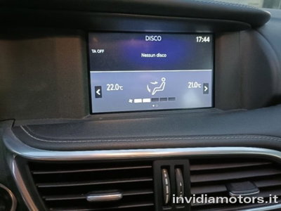 Infiniti Q30 1.5 diesel (9)