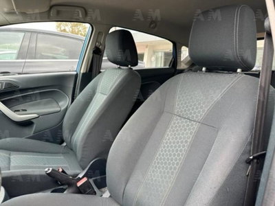 Ford Fiesta 1.2 82 CV 5 porte Titanium (6)