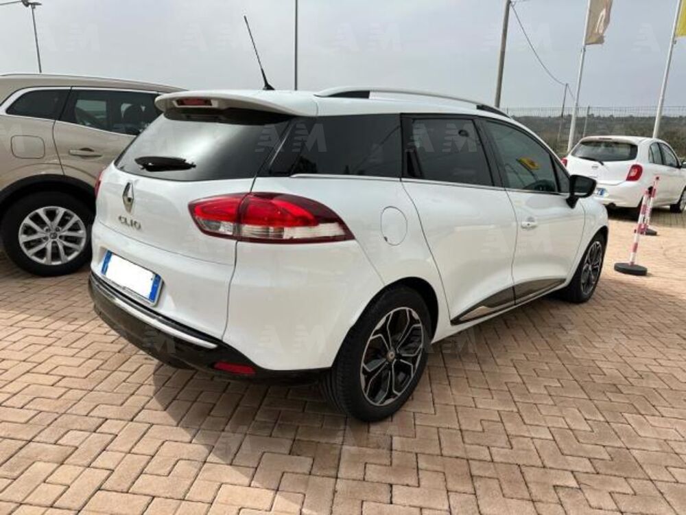 Renault Clio Sporter dCi 8V 90CV Start&Stop Energy Duel2 (4)