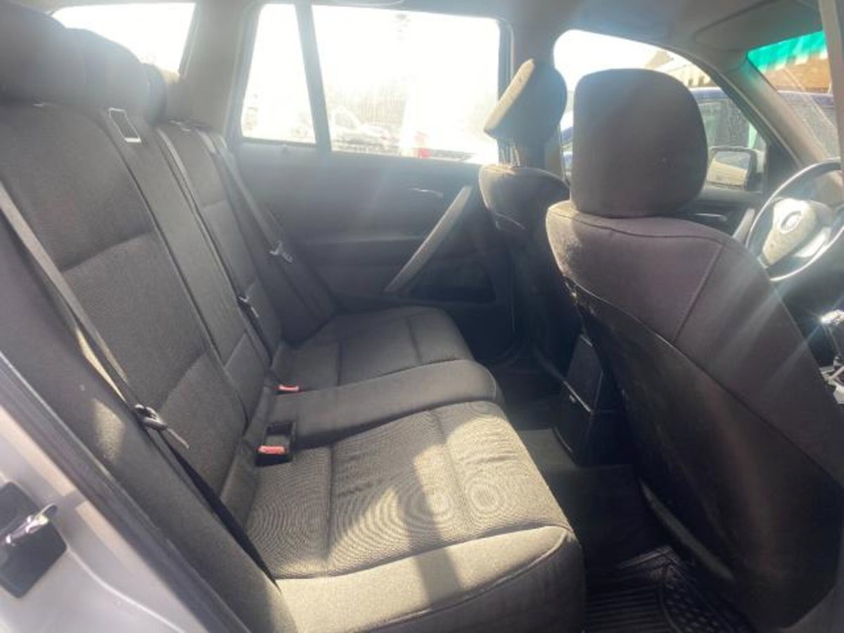 BMW X3 2.0d cat Eletta (8)