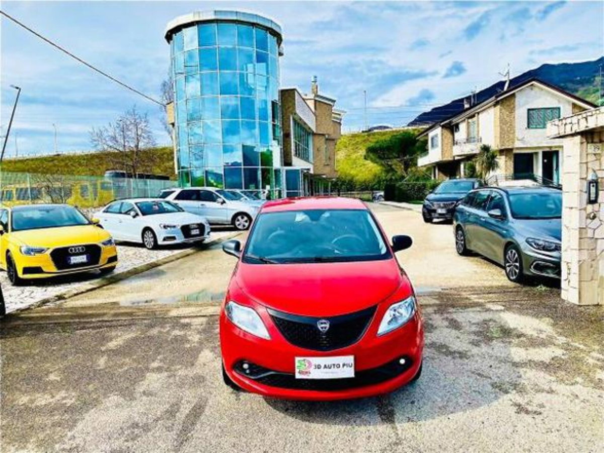 Lancia Ypsilon 1.2 69 CV 5 porte GPL Ecochic Elefantino Blu (3)