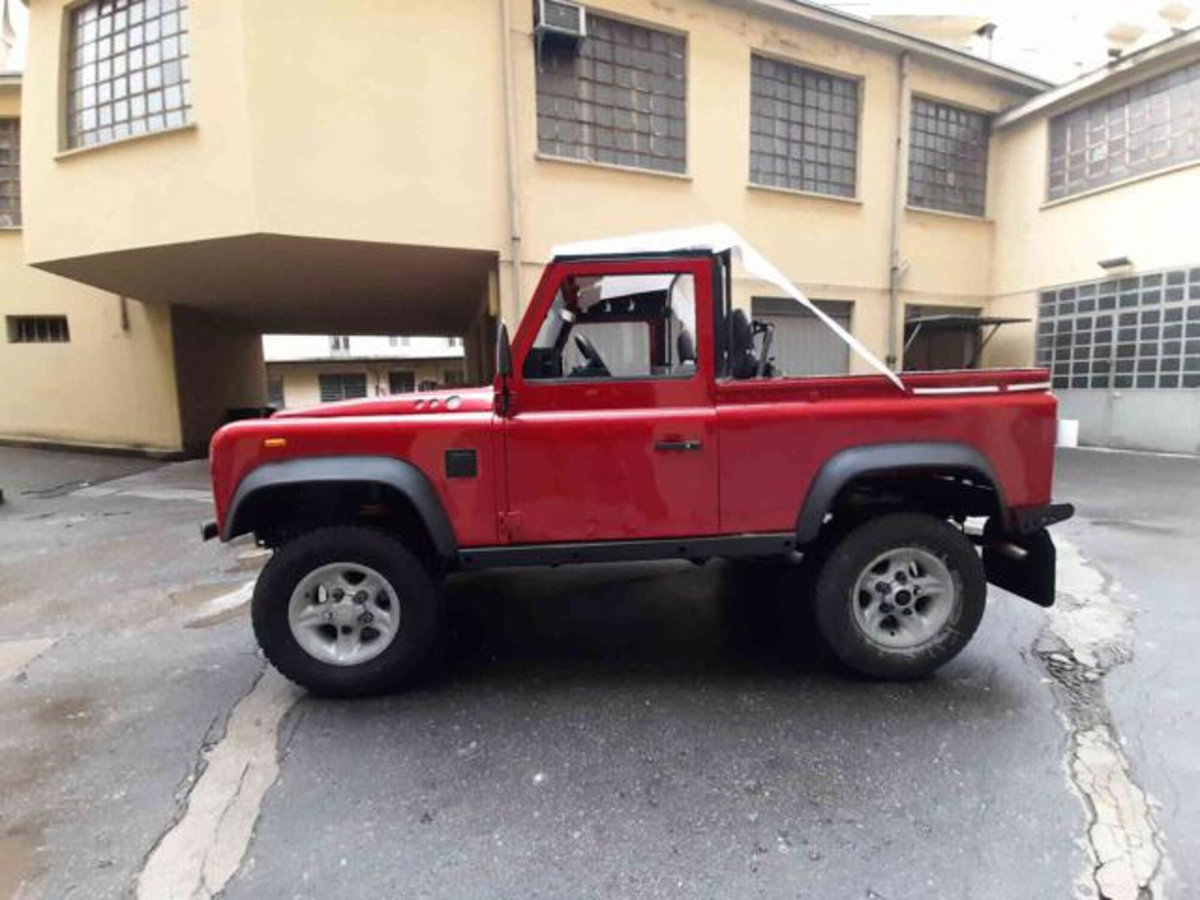 Land Rover Defender 90 2.5 Tdi Hard-top (3)