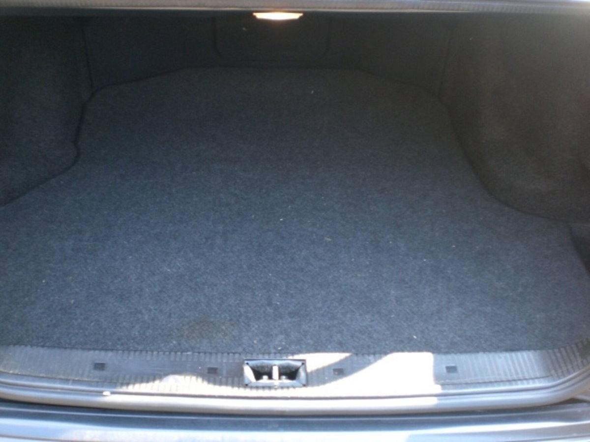 Mercedes-Benz Classe C 180 cat Classic (14)