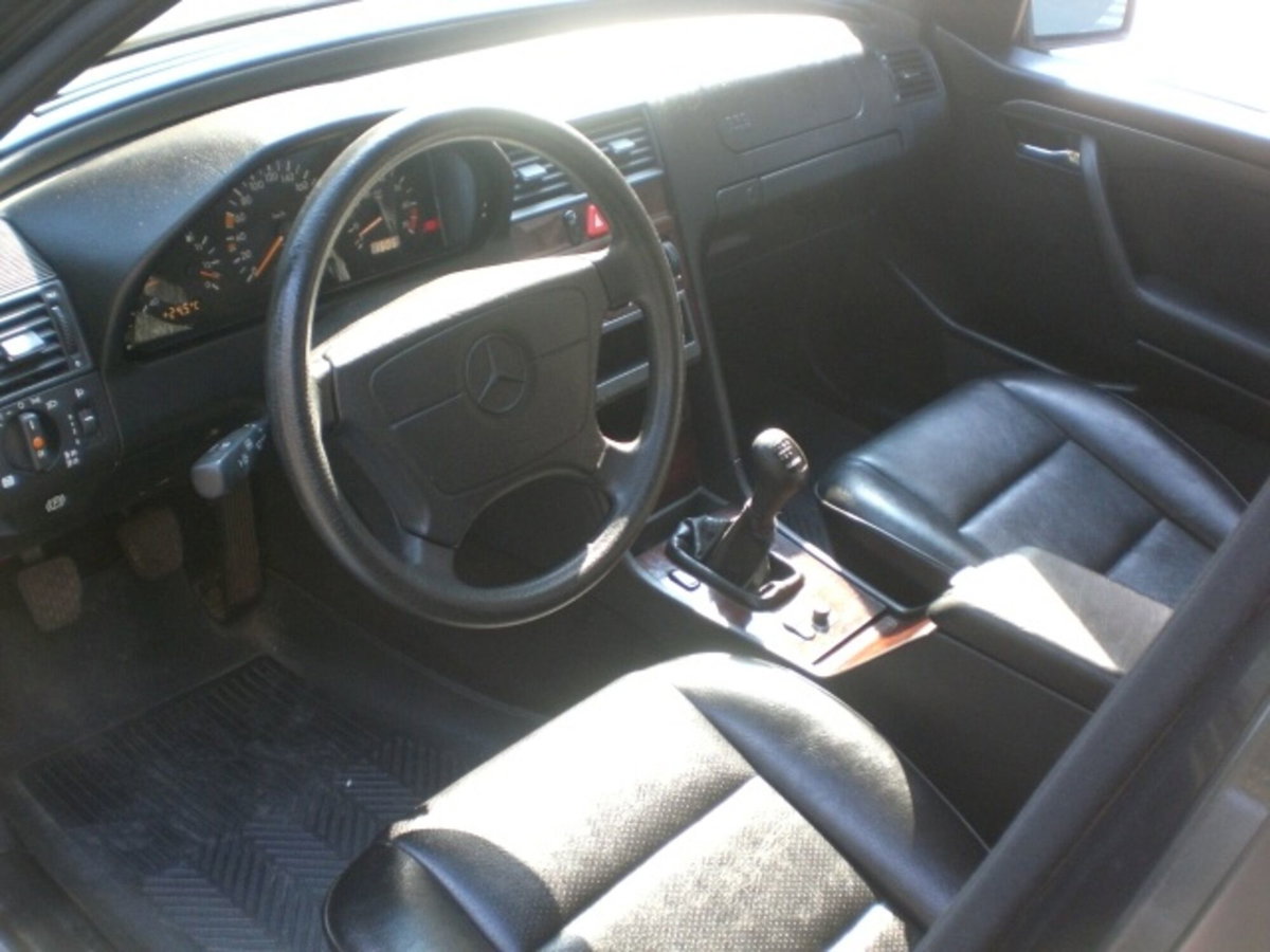 Mercedes-Benz Classe C 180 cat Classic (6)