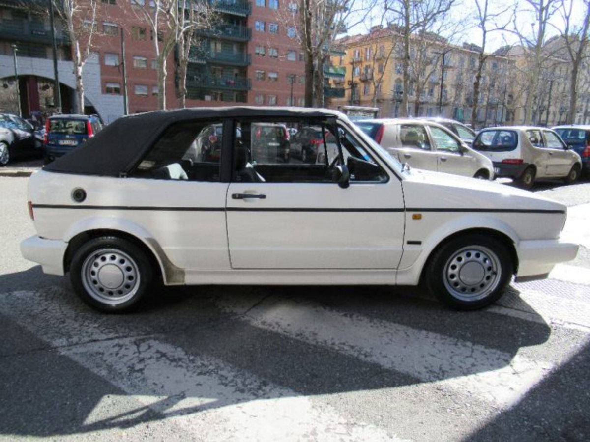 Volkswagen Golf Cabrio 1600 GL (8)