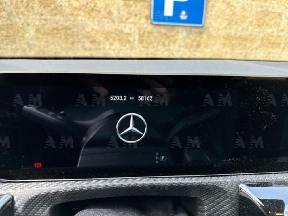Mercedes-Benz Classe A 180 d Sport (9)