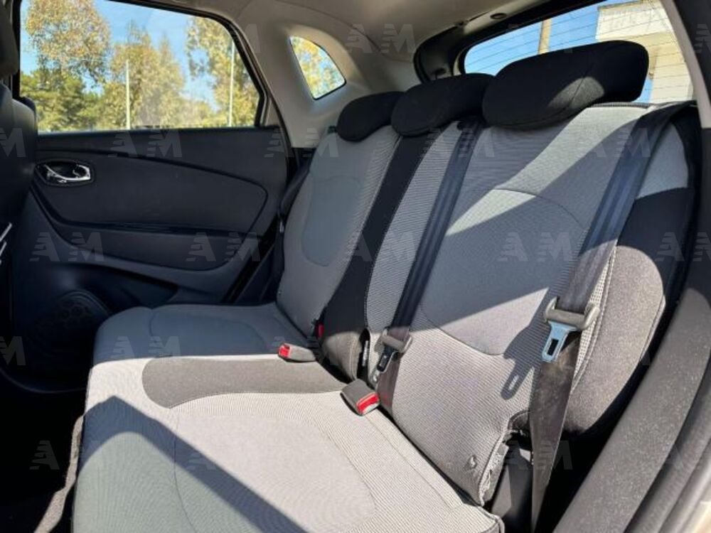 Renault Captur 1.5 dCi 8V 90 CV Start&Stop Zen (8)