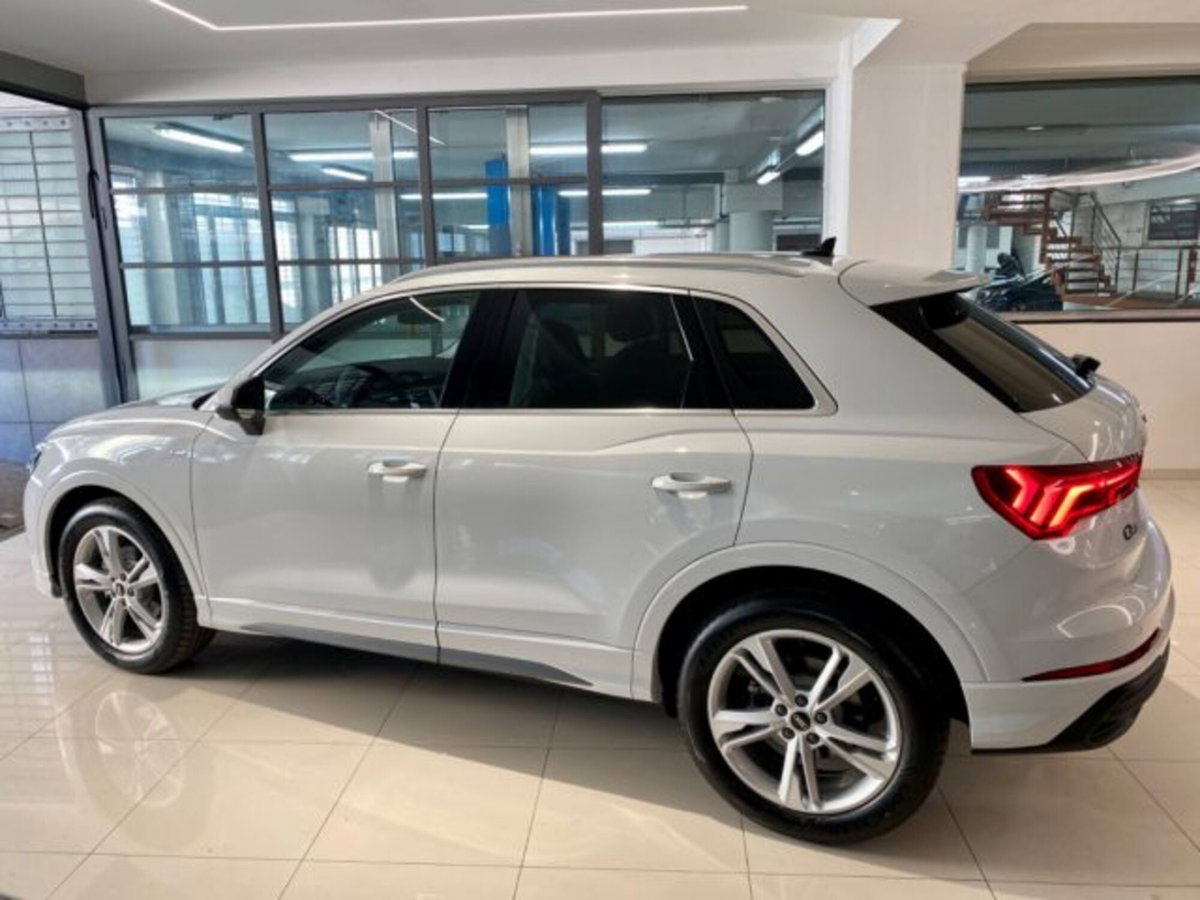 Audi Q3 Sportback 35 TDI quattro S tronic S line edition (10)